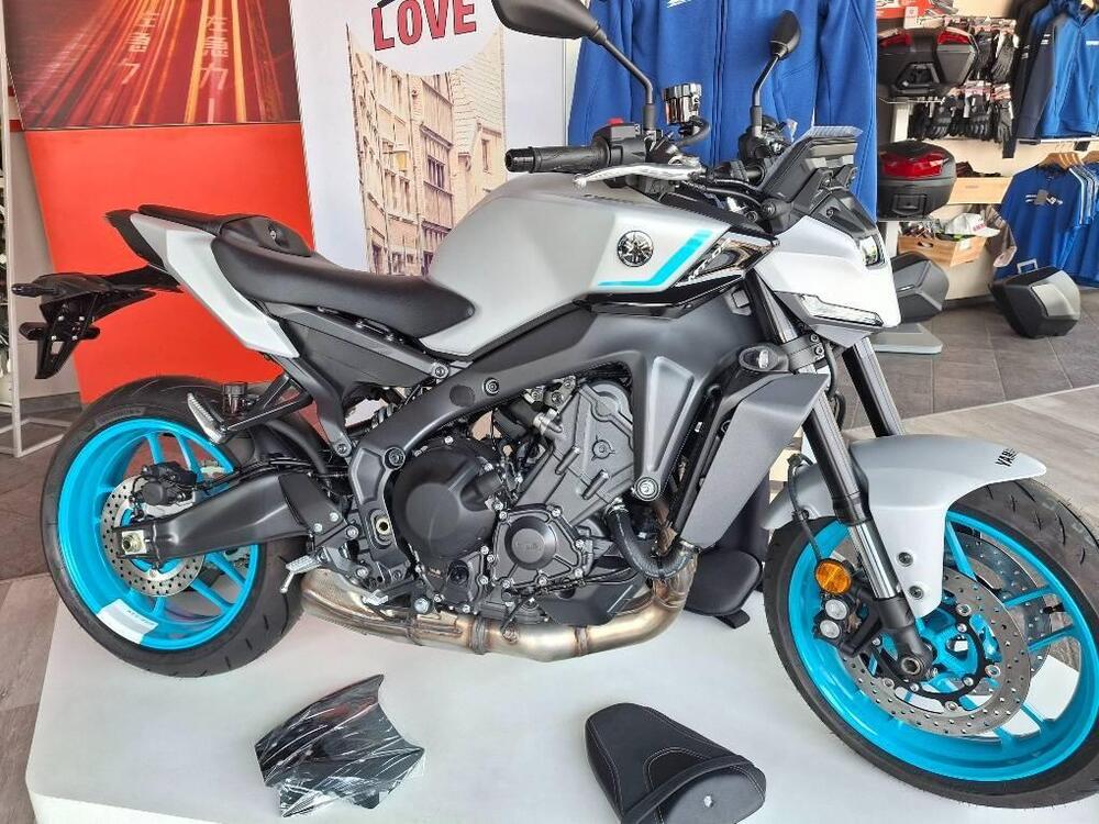 Yamaha MT-09 (2024 - 25) (2)