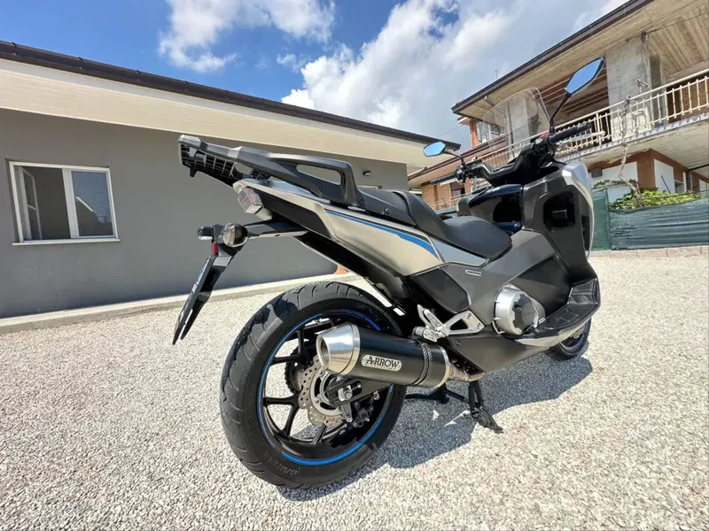 Honda Integra 750 DCT Sport (2017) (6)