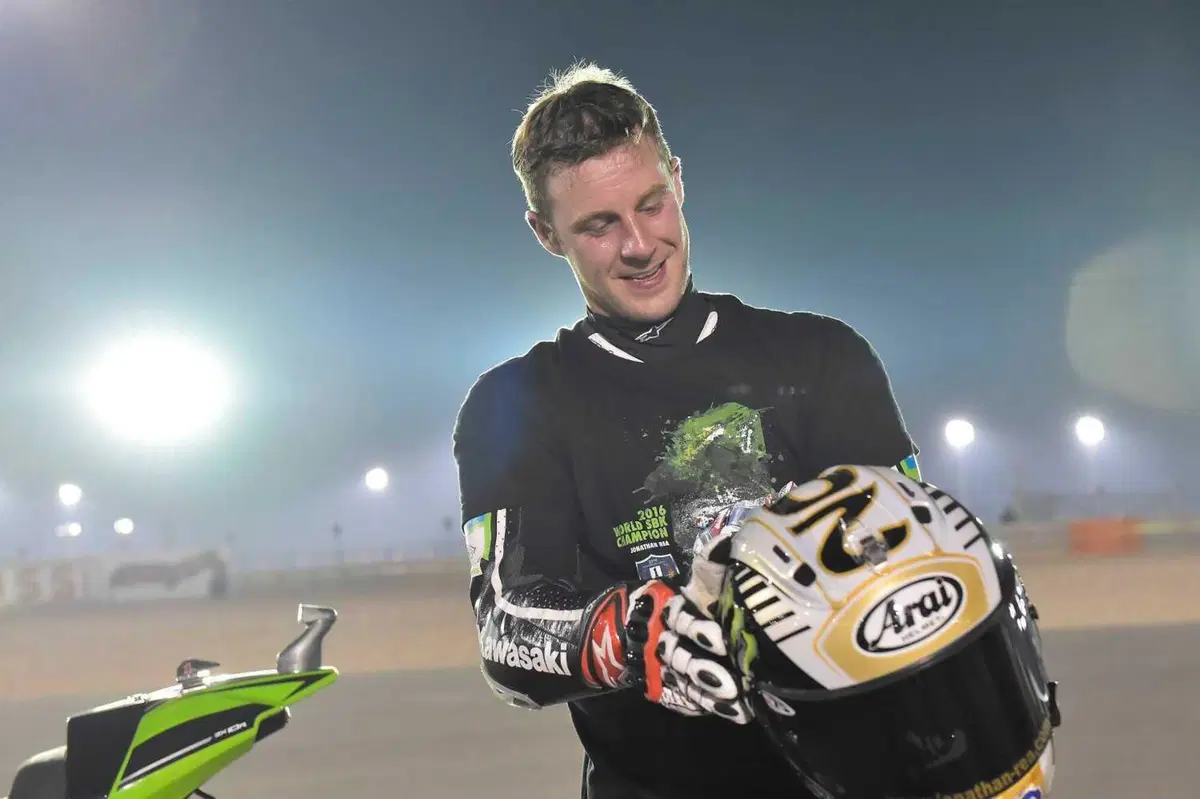 SBK. Ecco chi è Jonathan Rea. Un grande, dentro e fuori la pista (6)