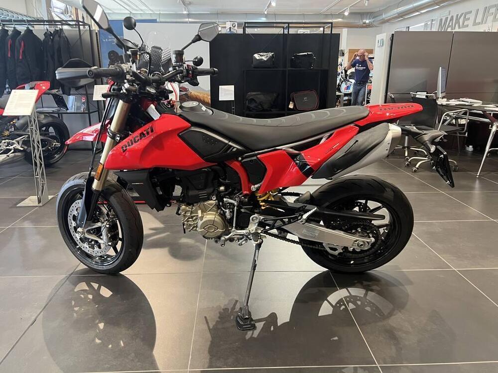 Ducati Hypermotard 698 Mono RVE (2024 - 25) (5)