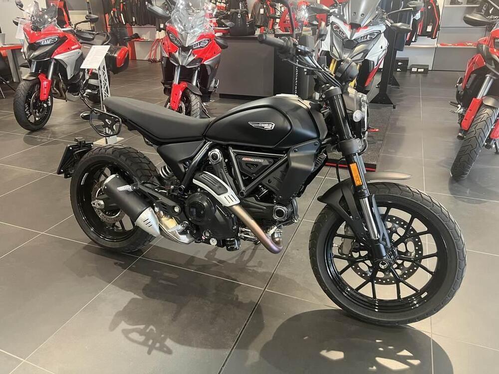 Ducati Scrambler 800 Icon Dark (2025)