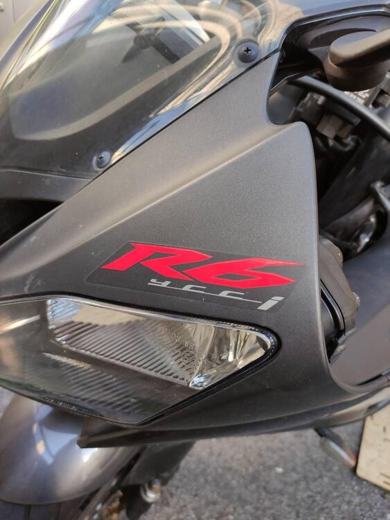 Yamaha YZF R6 (2008 - 09) (3)
