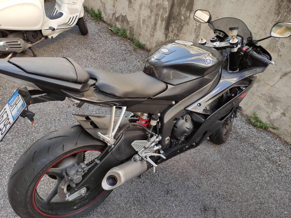 Yamaha YZF R6 (2008 - 09) (5)
