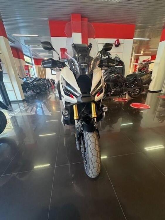 Honda X-ADV 750 DCT Travel (2021 - 24) (4)