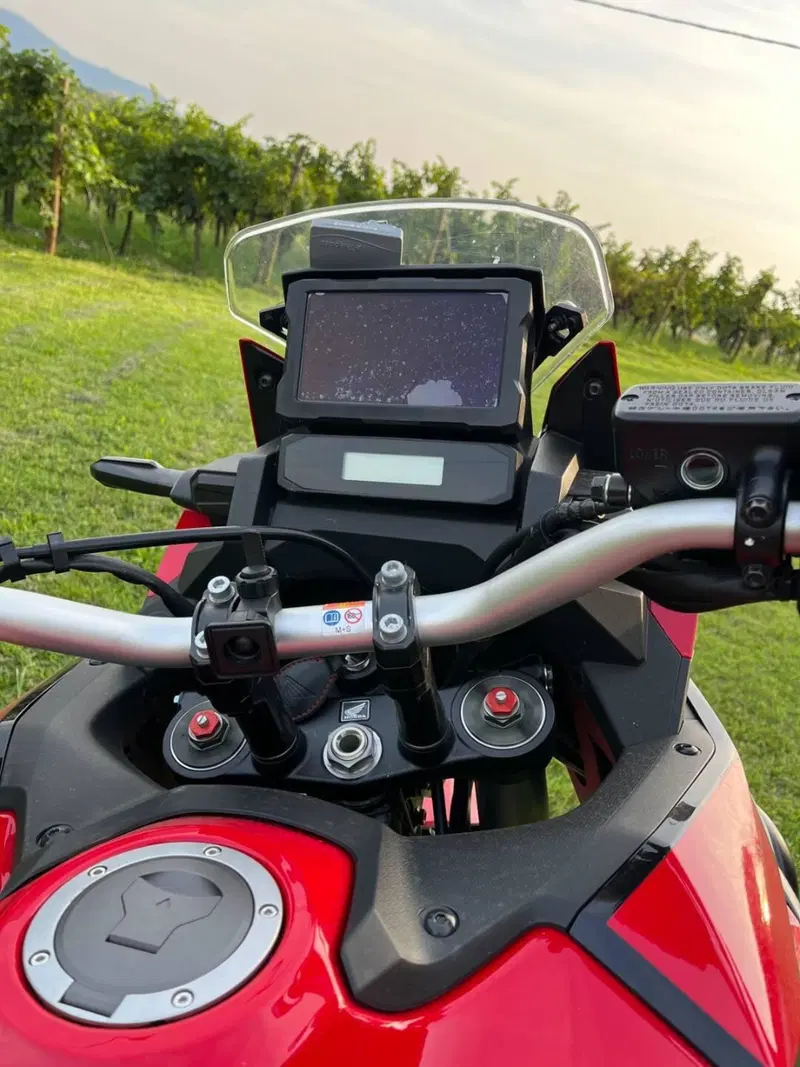 Honda Africa Twin CRF 1100L (2020 - 21) (4)