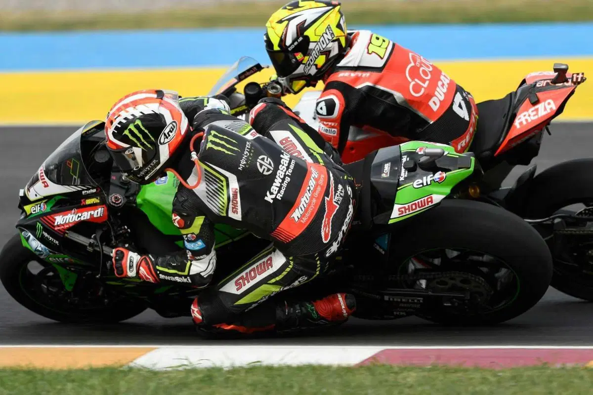 SBK. Ecco chi è Jonathan Rea. Un grande, dentro e fuori la pista (10)