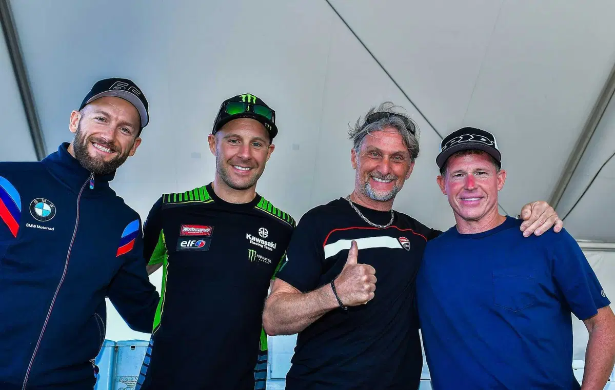 SBK. Ecco chi è Jonathan Rea. Un grande, dentro e fuori la pista (17)