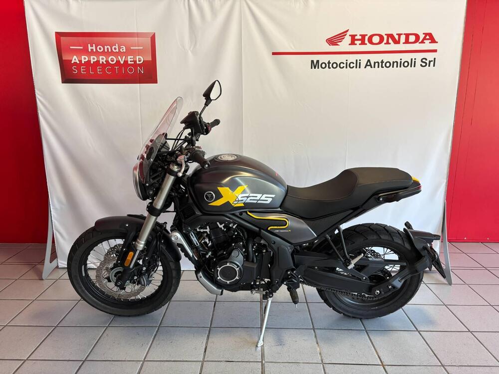 Voge Trofeo 525ACX Scrambler (2023 - 25) (2)