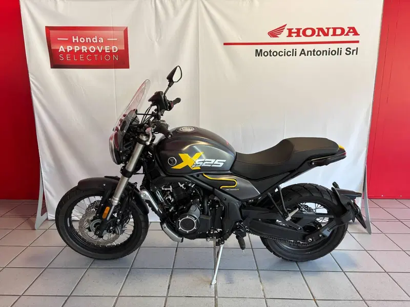 Voge Trofeo 525ACX Scrambler (2023 - 26) (2)