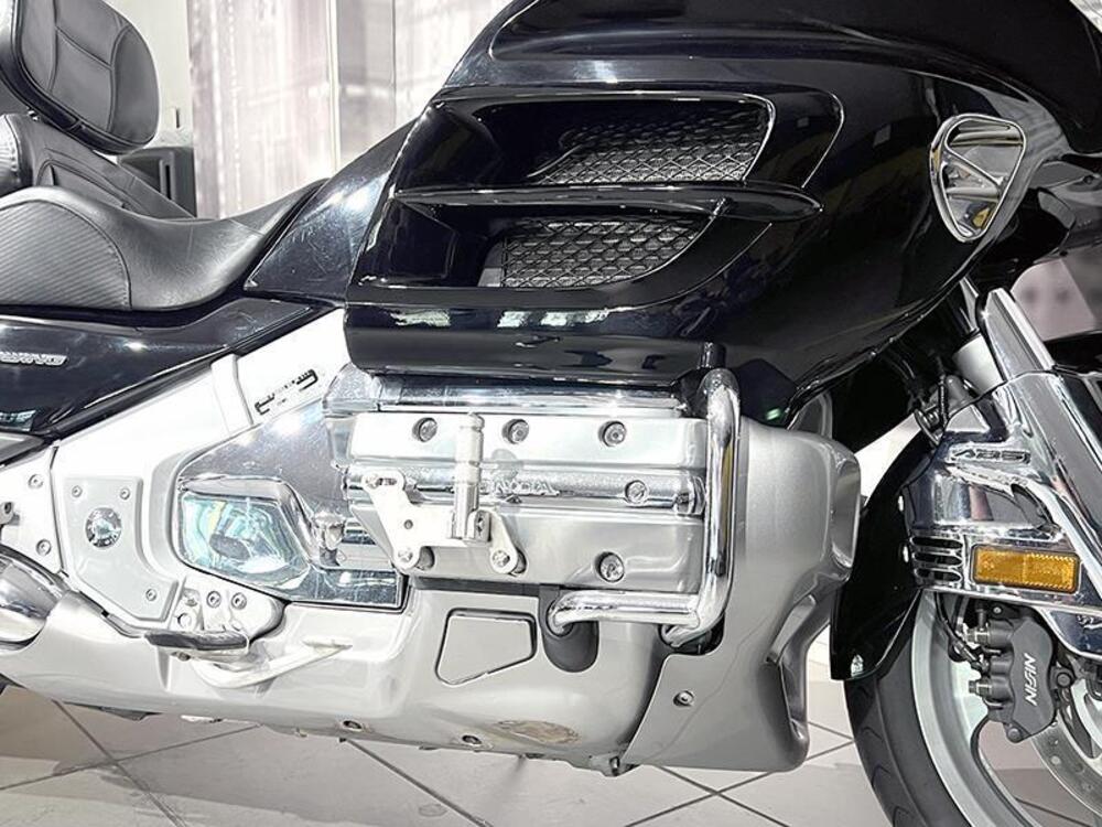 Honda GL 1800 Gold Wing (2007 - 11) (5)