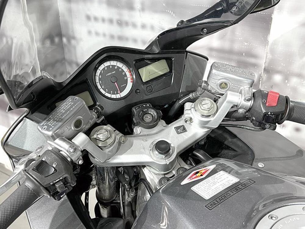 Honda VFR 800 (2006 - 13) (5)