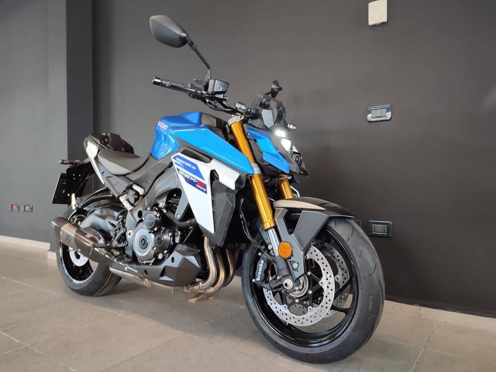 Suzuki GSX-S1000 EVO (2025) (4)