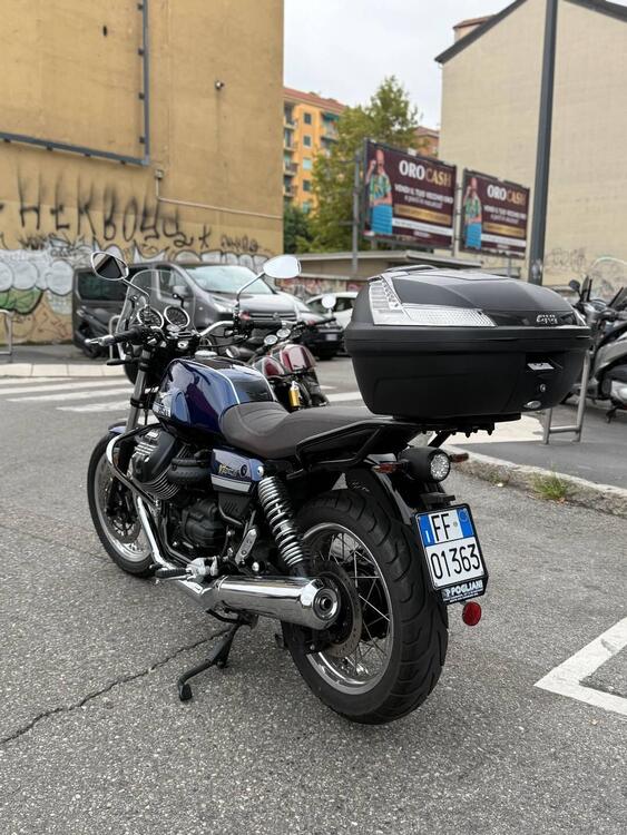 Moto Guzzi V7 Special (2021 - 24) (3)
