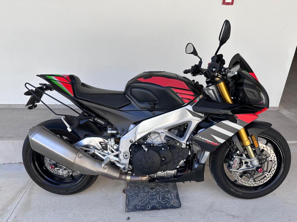 Aprilia Tuono V4 Factory (2019 - 20) (2)