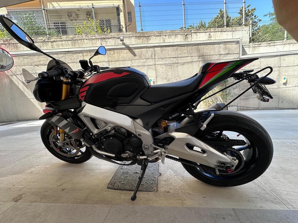 Aprilia Tuono V4 Factory (2019 - 20) (3)