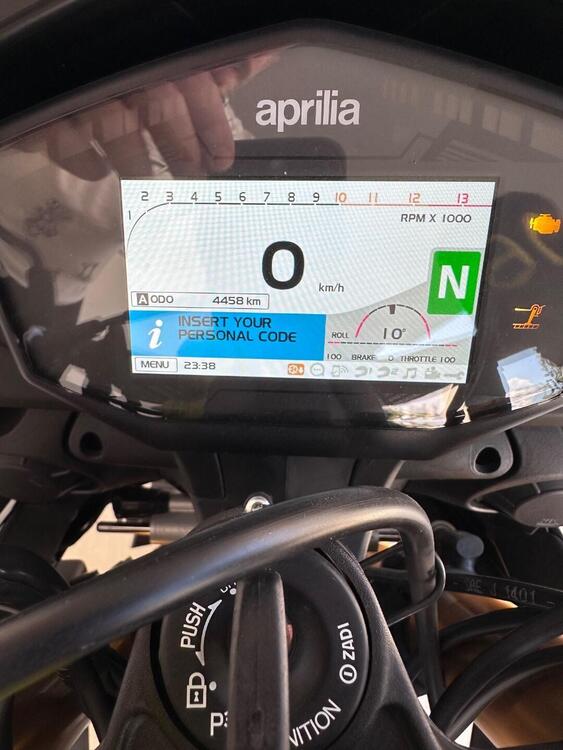 Aprilia Tuono V4 Factory (2019 - 20) (5)
