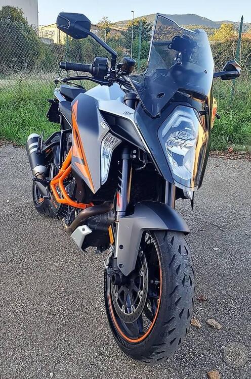 KTM 1290 Super Duke GT ABS (2016 - 18) (3)