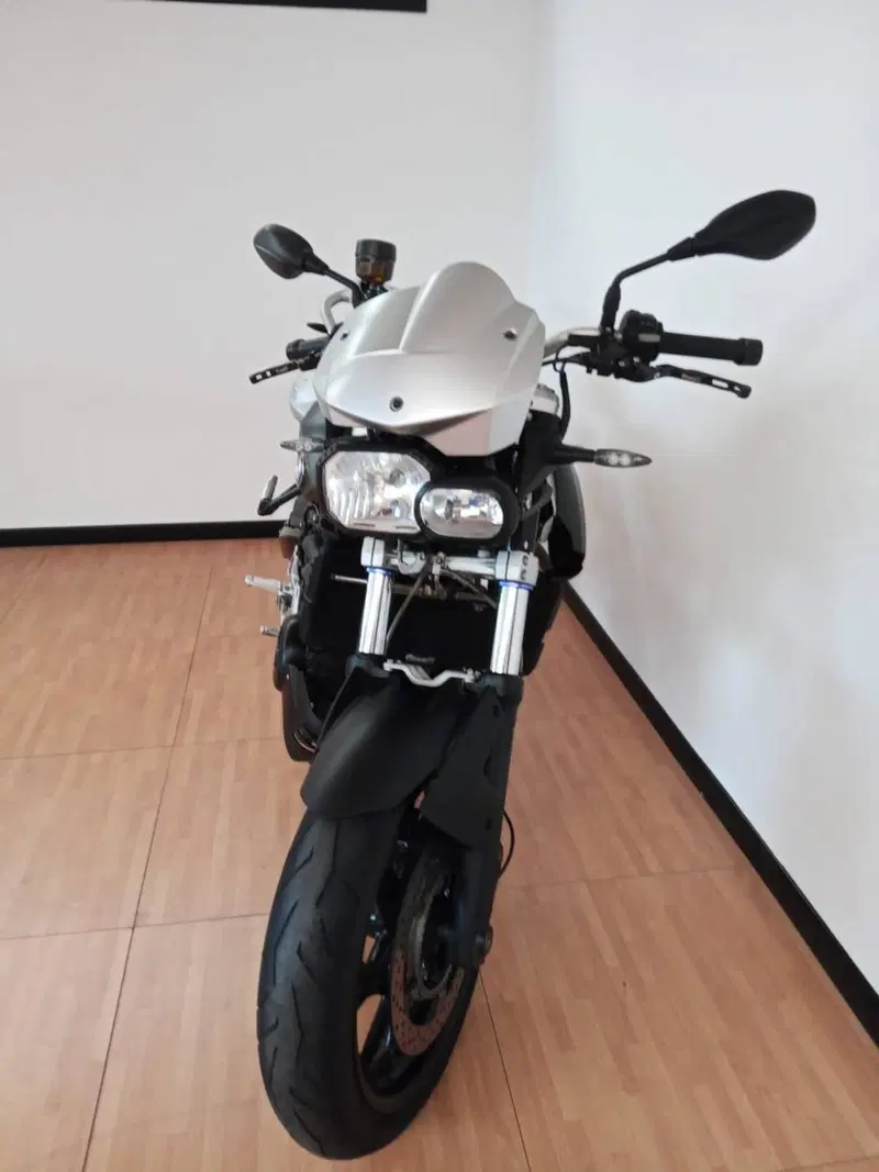Bmw F 800 R (2009 - 11) (3)