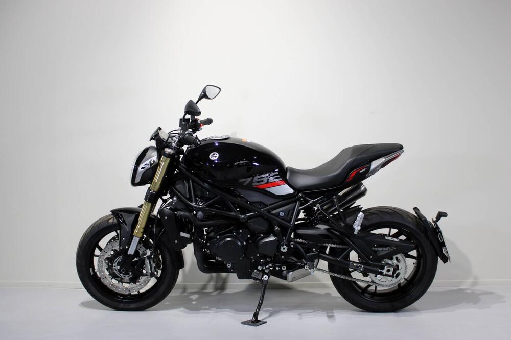 Benelli 752 S (2022 - 25) (4)