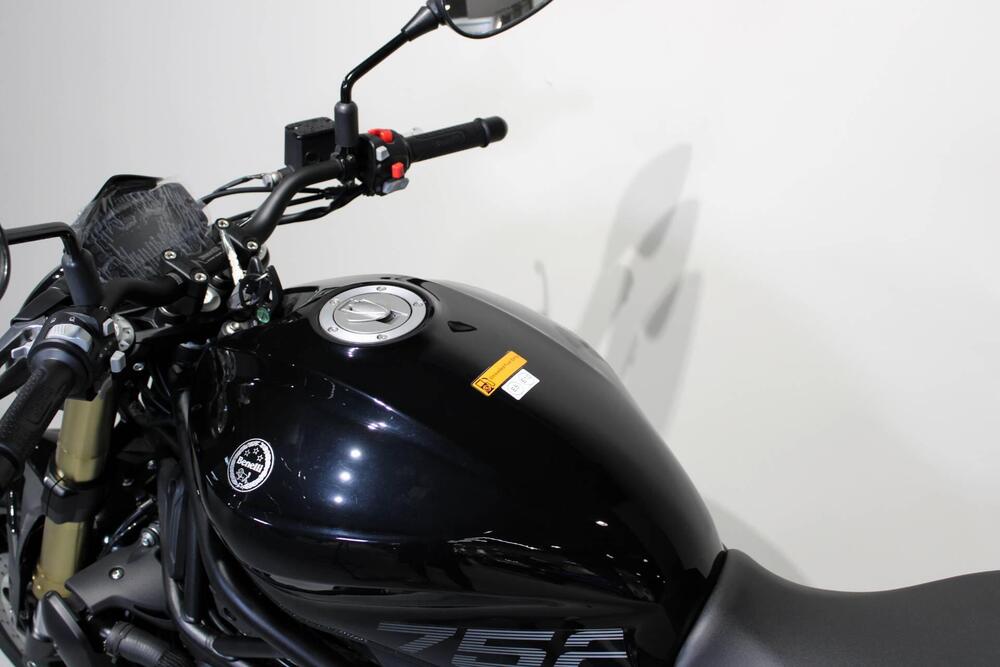 Benelli 752 S (2022 - 25) (5)