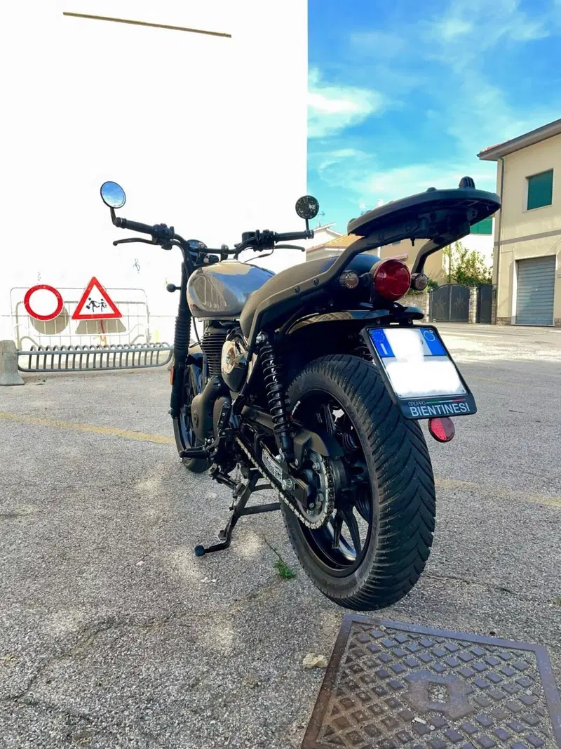 Royal Enfield HNTR 350 (2022 - 26) (6)
