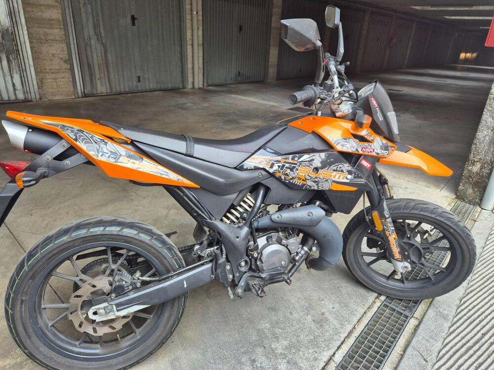 KSR Moto TR 50 SM 2T (2019 - 20) (2)