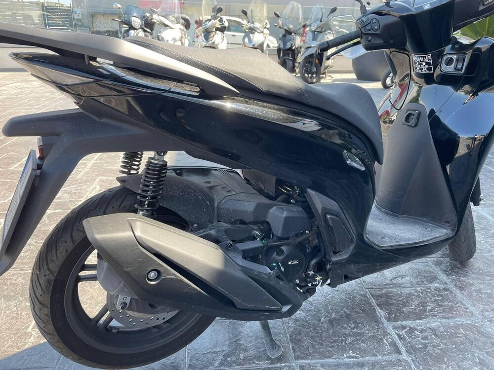 Honda SH 350i GT (2025) (5)