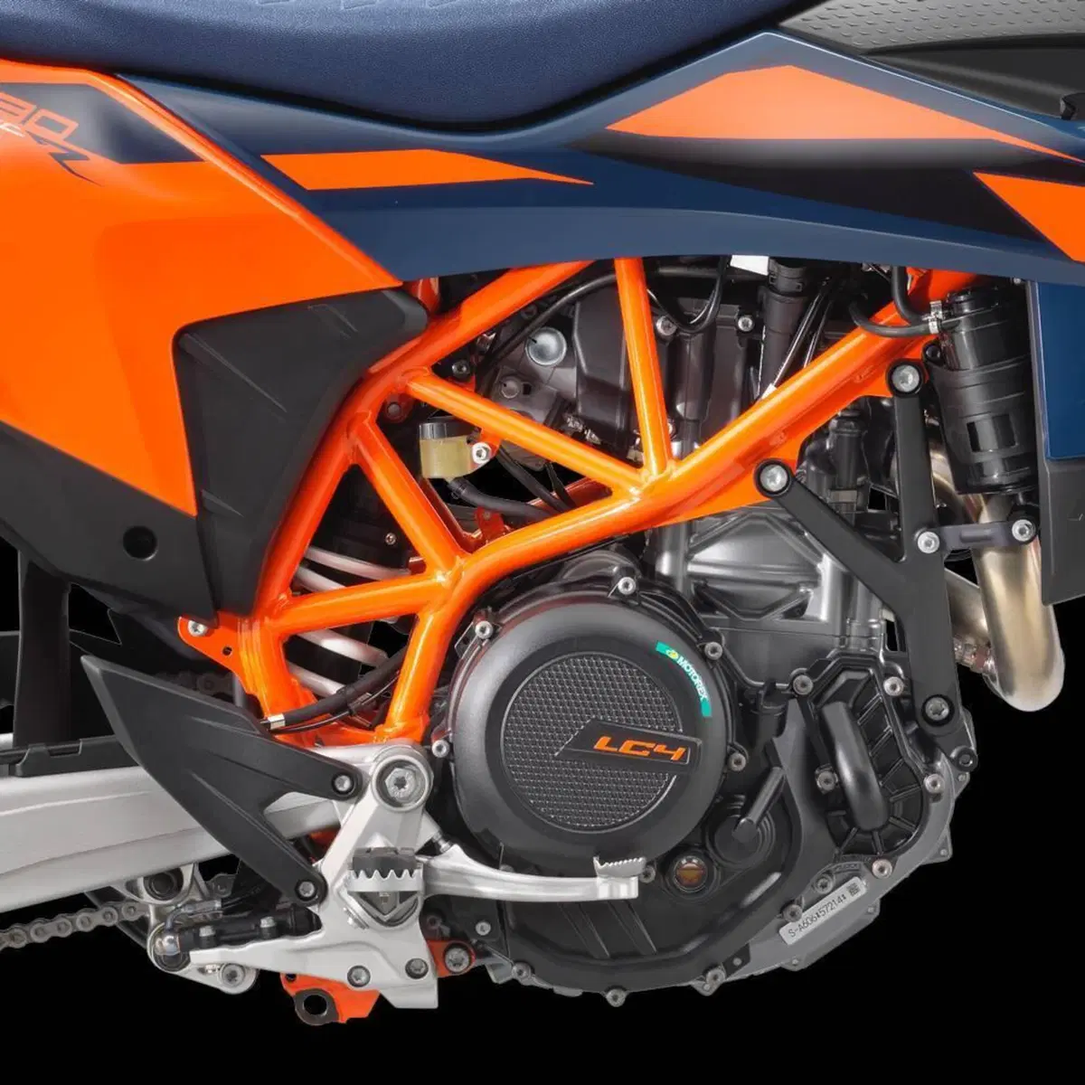 KTM 690 SMC R (2026) (14)