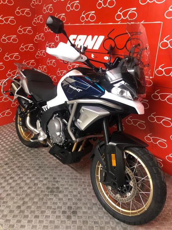 CFMOTO 700MT Adventure (2025) (2)