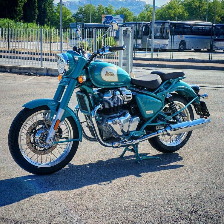 Royal Enfield Classic 650 (2025) (3)