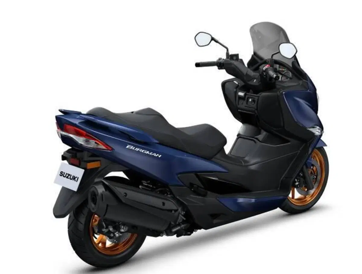 Suzuki Burgman 400 (2025 - 26) (3)