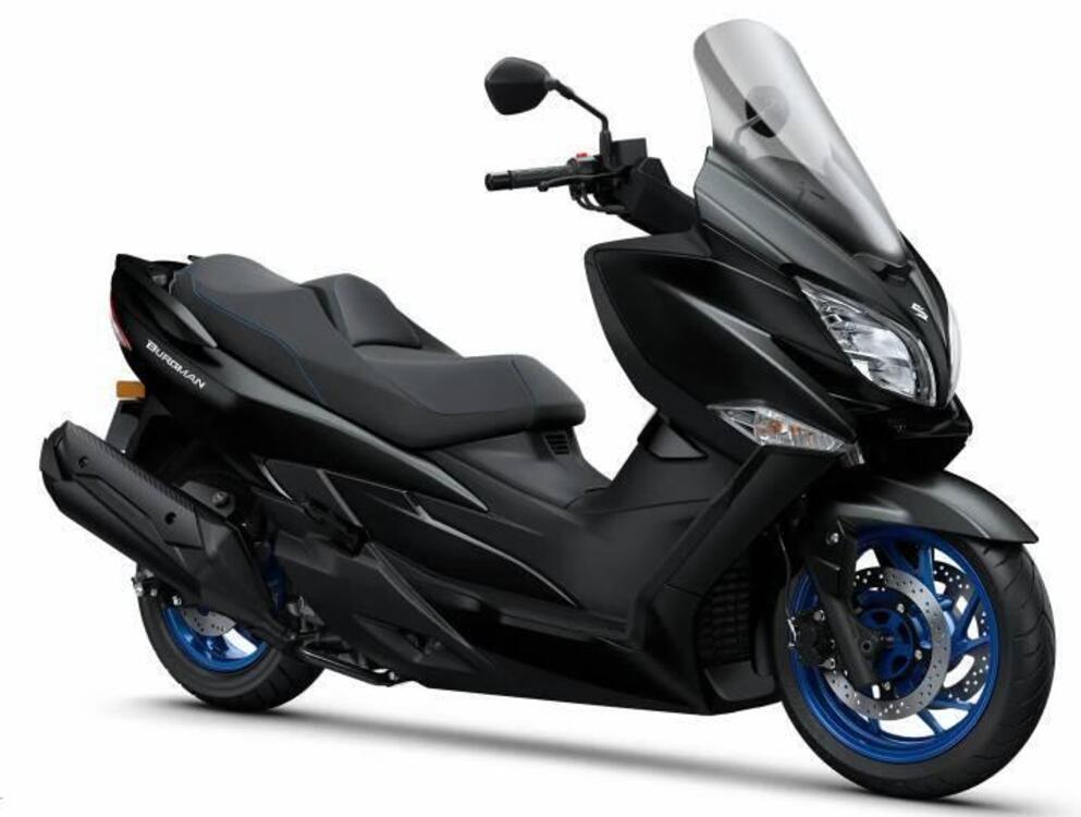 Suzuki Burgman 400 (2025) (2)