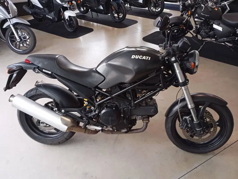 Ducati Monster 695 (2006 - 08) (3)