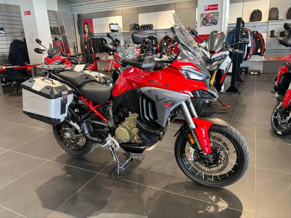 Ducati Multistrada V4 S (2025)