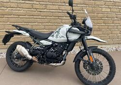 Royal Enfield Himalayan 450 (2024 - 25) usata