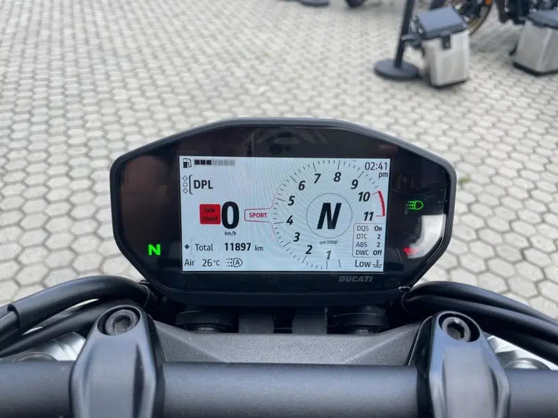 Ducati Monster 937 (2021 - 25) (6)