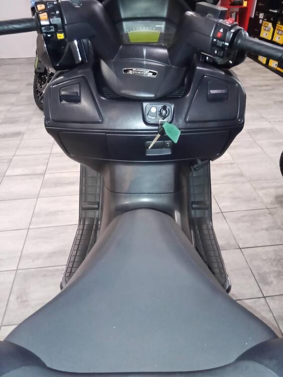 Suzuki Burgman AN 650 Executive ABS (2006 - 12) (4)