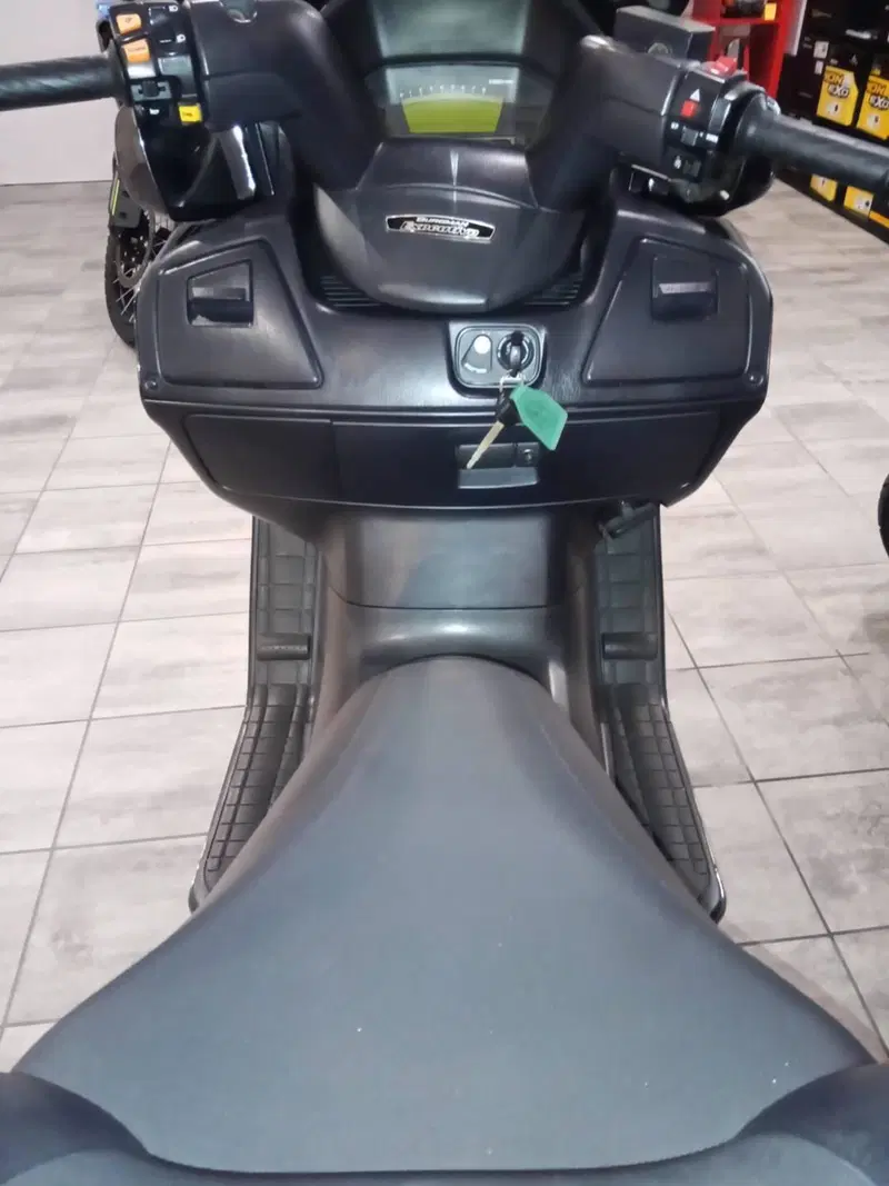 Suzuki Burgman AN 650 Executive ABS (2006 - 12) (4)