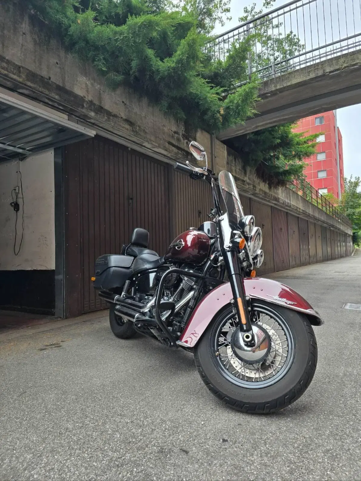 Harley-Davidson 114 Heritage Classic (2018 - 20) - FLHCS