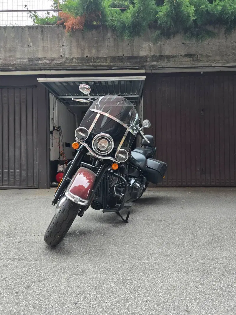 Harley-Davidson 114 Heritage Classic (2018 - 20) - FLHCS (4)