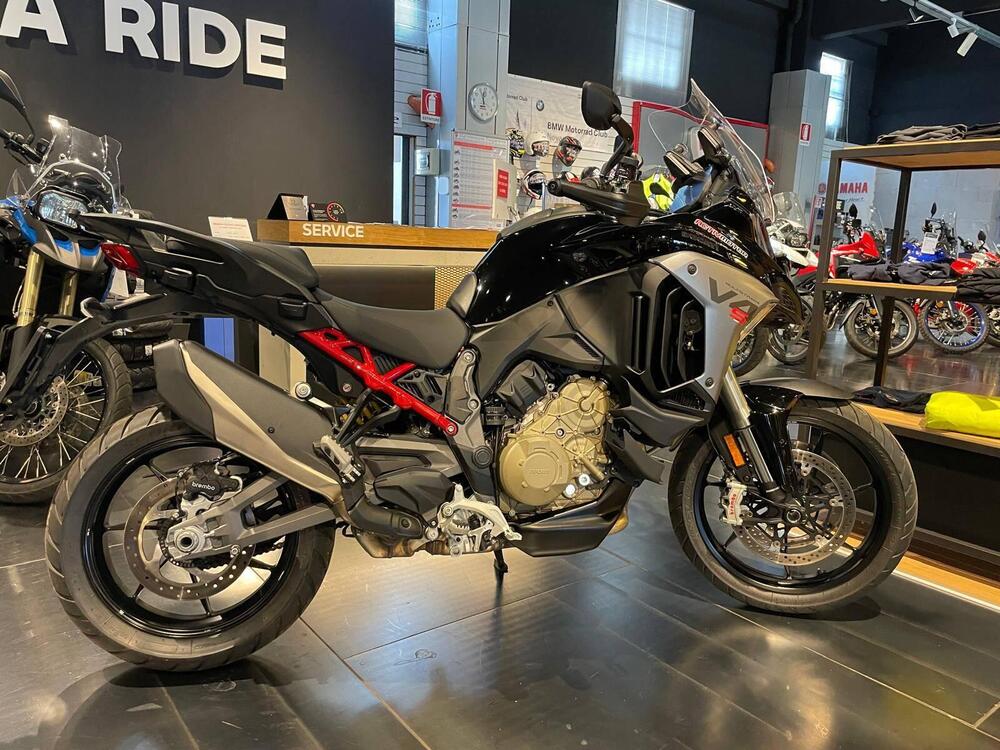 Ducati Multistrada V4 S (2025) (4)