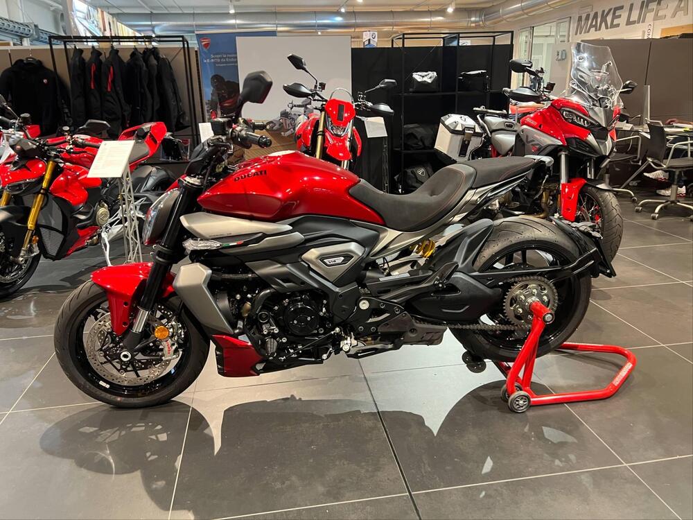 Ducati XDiavel V4 (2025) (2)