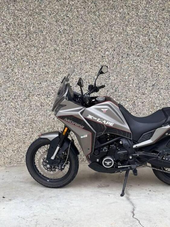 Moto Morini X-Cape 650 (2021 - 25) (3)