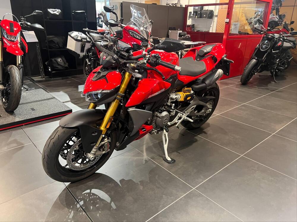 Ducati Streetfighter V2 S (2025) (4)