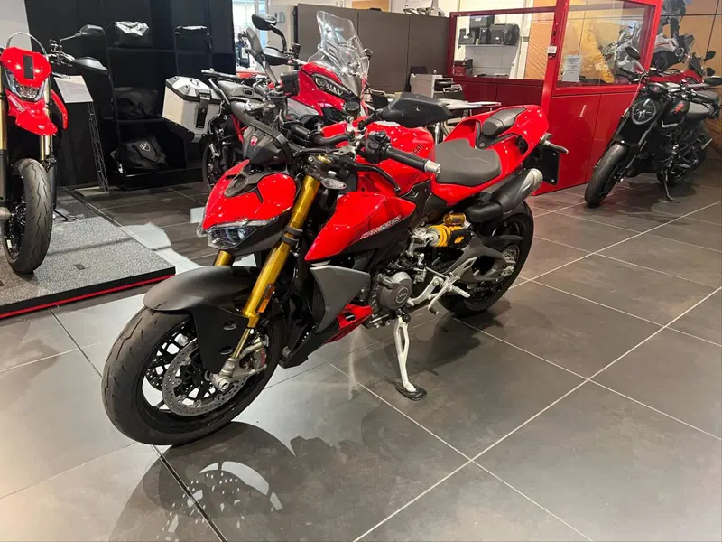 Ducati Streetfighter V2 S (2025 - 26) (4)