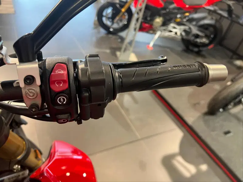 Ducati Streetfighter V2 S (2025 - 26) (10)