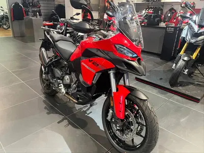 Ducati Multistrada V2 S (2022 - 24) nuova