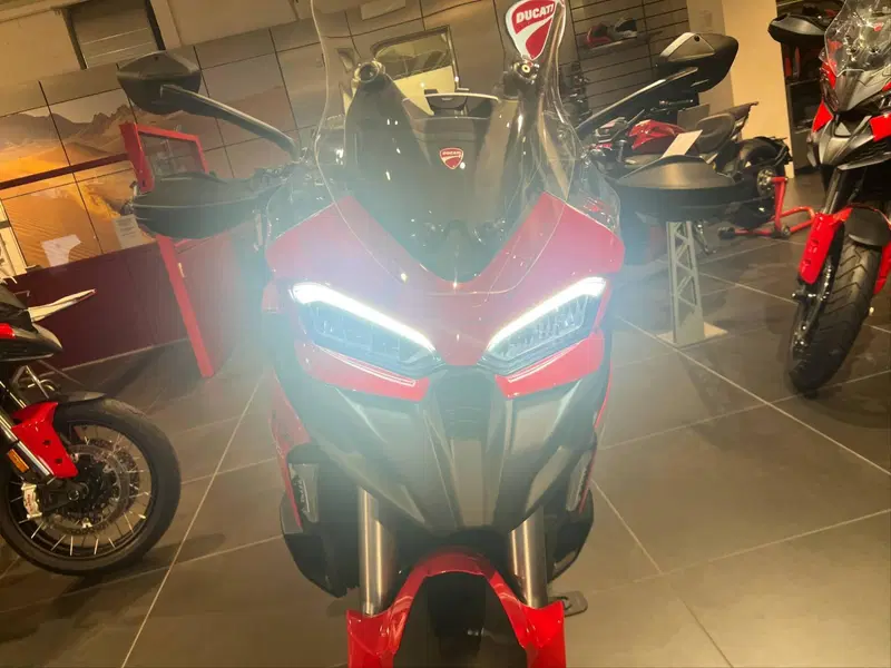Ducati Multistrada V2 S (2025 - 26) (8)
