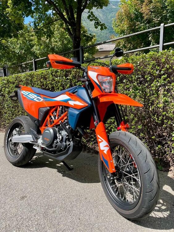 KTM 690 SMC R (2023 - 25) (2)