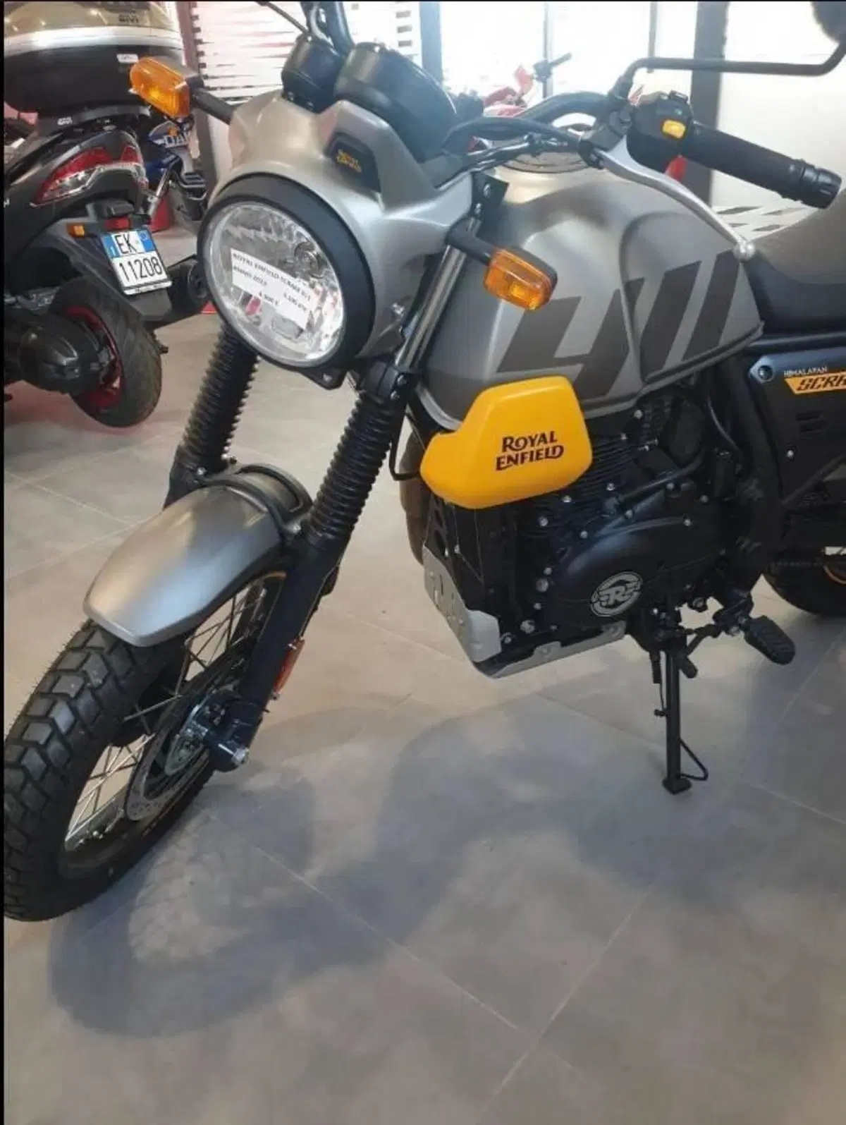 Royal Enfield Scram 411 (2022 - 24) (6)